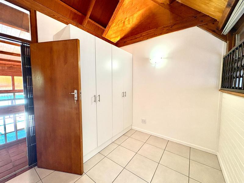 To Let 3 Bedroom Property for Rent in Gordons Bay Western Cape
